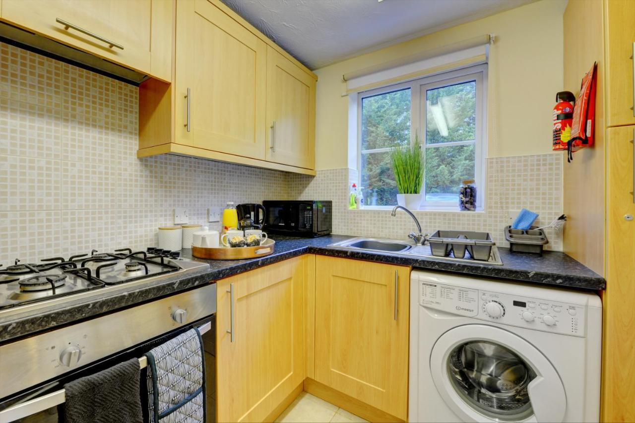 Modern 2 Bed House Sleeps 6 Southam Town Centre - Inspire Homes Ltd Luaran gambar